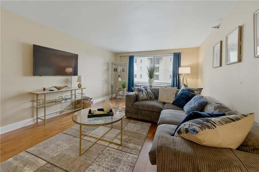 2479 Peachtree Road Ne Unit 503, Atlanta, Georgia 30305, 1 Bedroom Bedrooms, 0 ,1 BathroomBathrooms,Residential,For Sale,2479 Peachtree Road Ne Unit 503,7754009