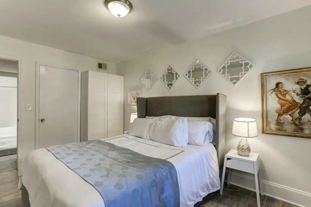 6520 Roswell Road Unit 84, Sandy Springs, Georgia 30328, 2 Bedrooms Bedrooms, ,2 BathroomsBathrooms,Residential,Sold,6520 Roswell Road Unit 84,6793461