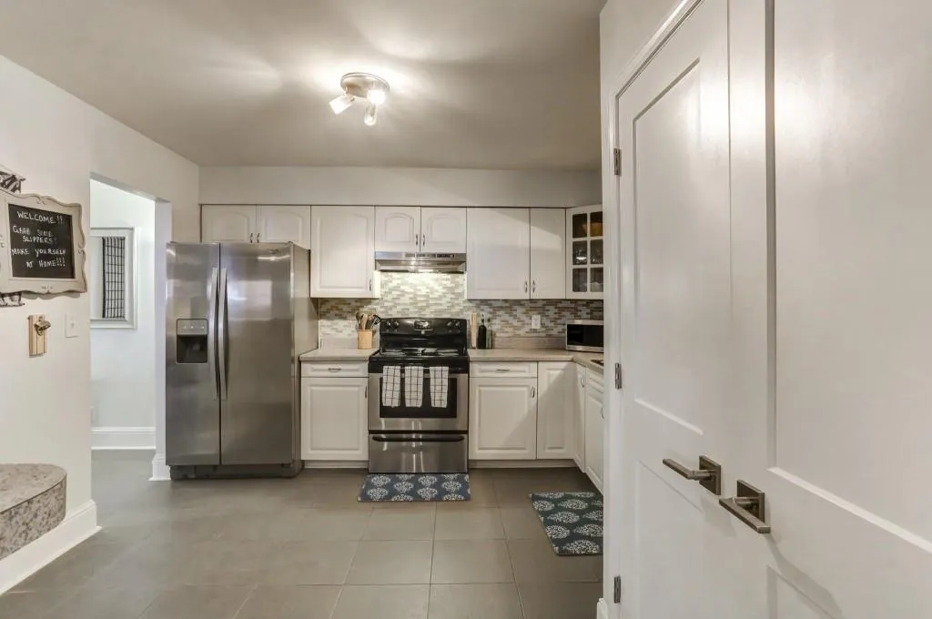 6520 Roswell Road Unit 84, Sandy Springs, Georgia 30328, 2 Bedrooms Bedrooms, ,2 BathroomsBathrooms,Residential,Sold,6520 Roswell Road Unit 84,6793461