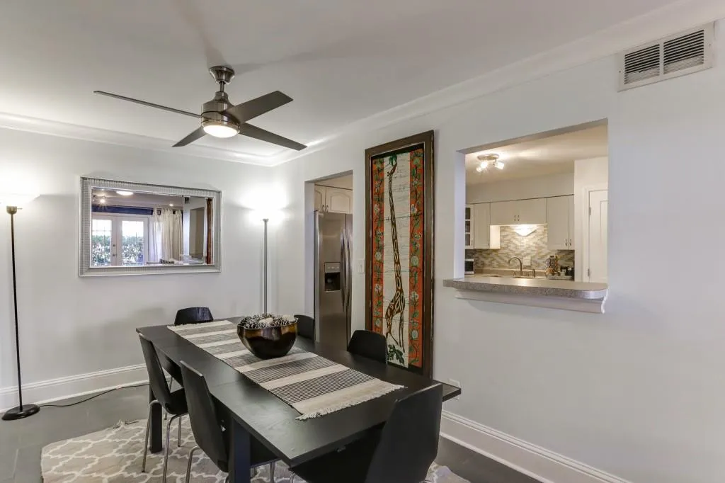 6520 Roswell Road Unit 84, Sandy Springs, Georgia 30328, 2 Bedrooms Bedrooms, ,2 BathroomsBathrooms,Residential,Sold,6520 Roswell Road Unit 84,6793461