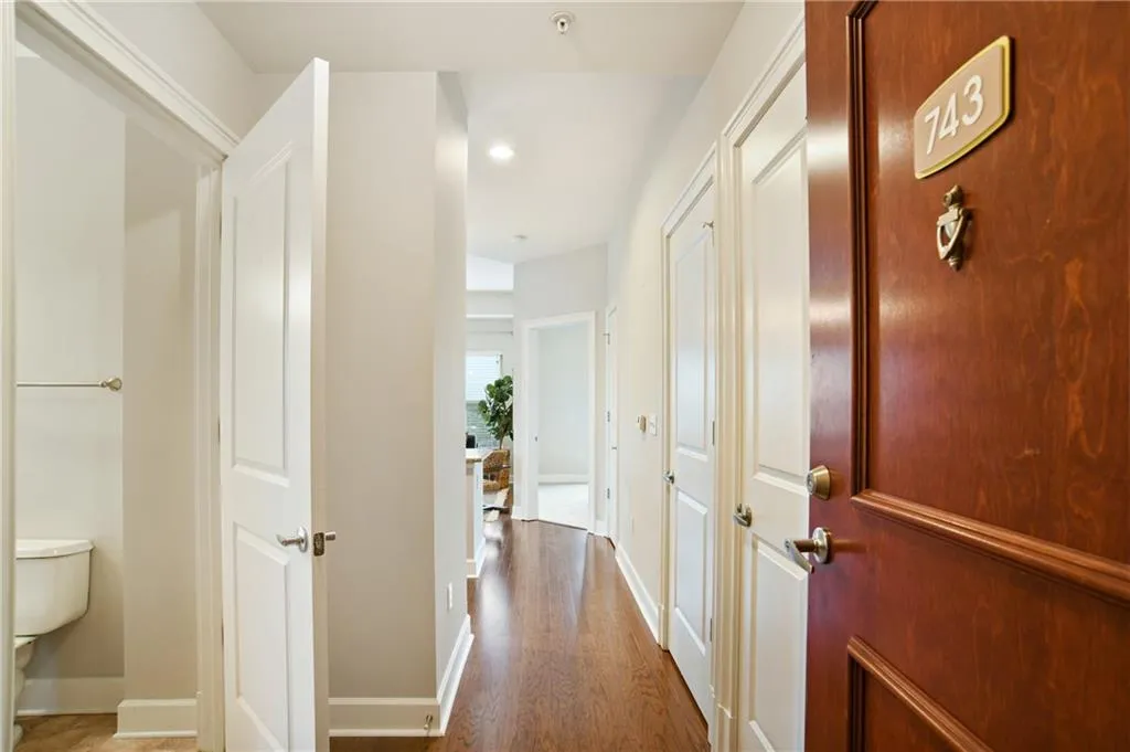 200 River Vista Drive Unit 743, Atlanta, Georgia 30339, 2 Bedrooms Bedrooms, ,2 BathroomsBathrooms,Residential,Sold,200 River Vista Drive Unit 743,6978829