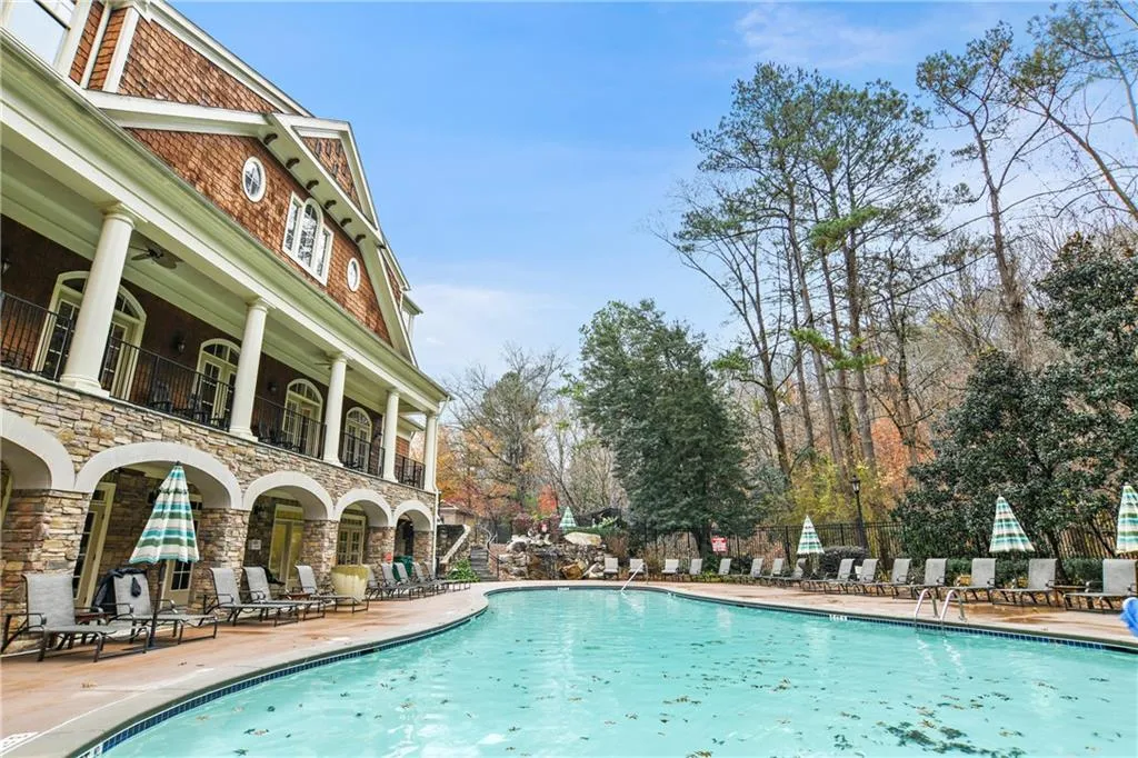 200 River Vista Drive Unit 743, Atlanta, Georgia 30339, 2 Bedrooms Bedrooms, ,2 BathroomsBathrooms,Residential,Sold,200 River Vista Drive Unit 743,6978829