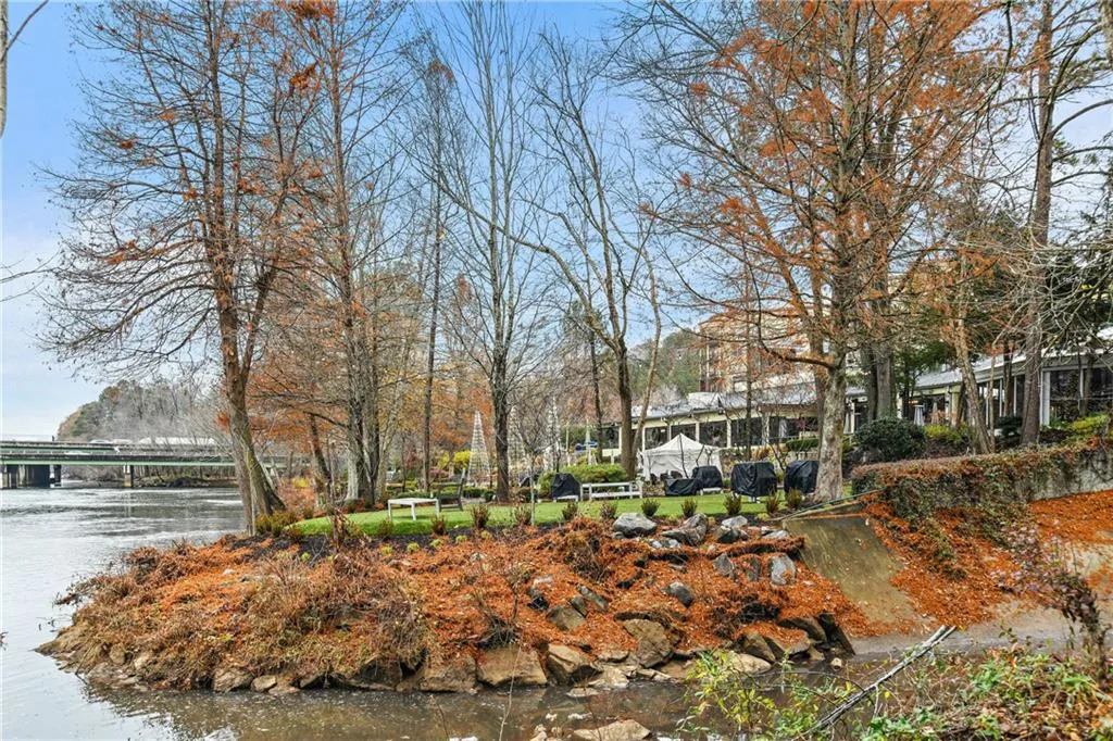 200 River Vista Drive Unit 743, Atlanta, Georgia 30339, 2 Bedrooms Bedrooms, ,2 BathroomsBathrooms,Residential,Sold,200 River Vista Drive Unit 743,6978829