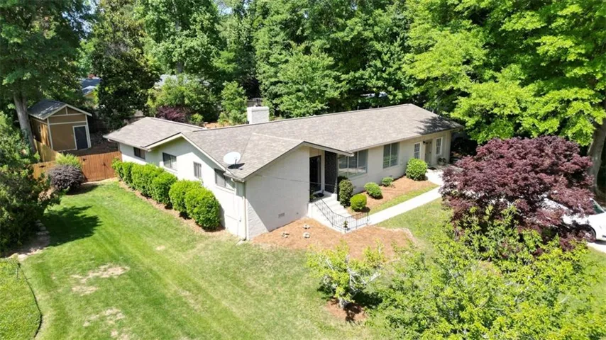 2801 Se Sagamore Hill Drive Se, Marietta, Georgia 30067