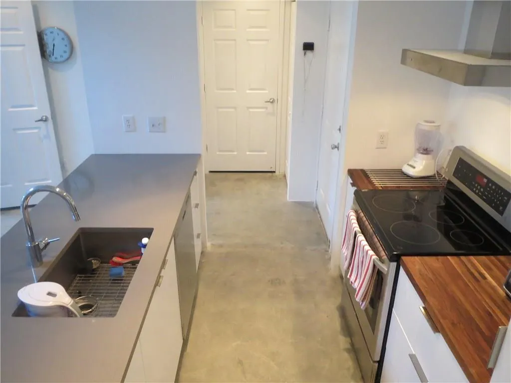 1074 Peachtree Walk Ne Unit B518, Atlanta, Georgia 30309, 2 Bedrooms Bedrooms, ,2 BathroomsBathrooms,Residential,Sold,1074 Peachtree Walk Ne Unit B518,5845806
