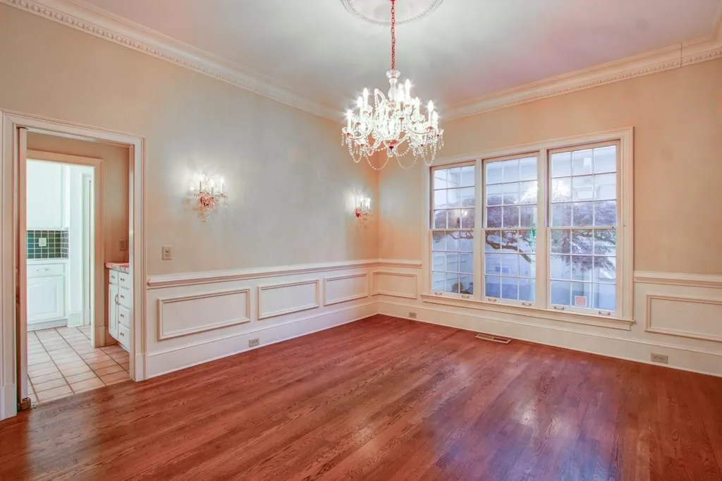 105 Blackland Road Nw, Atlanta, Georgia 30342, 5 Bedrooms Bedrooms, ,4 BathroomsBathrooms,Residential,Sold,105 Blackland Road Nw,5583635