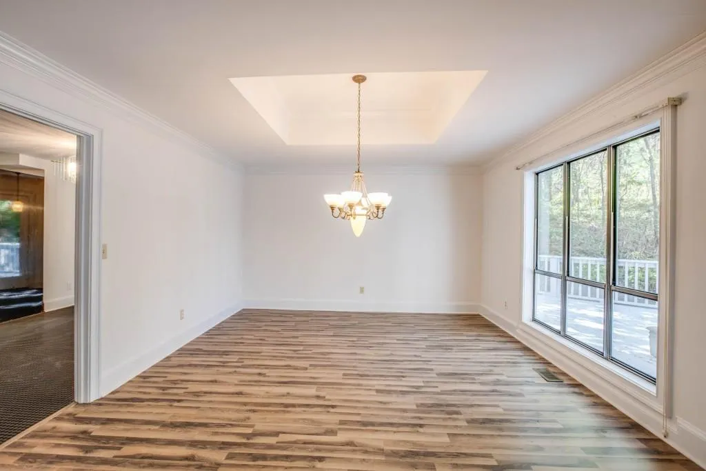 990 Ivy Falls Drive, Atlanta, Georgia 30328, 4 Bedrooms Bedrooms, ,3 BathroomsBathrooms,Residential,Sold,990 Ivy Falls Drive,5993031