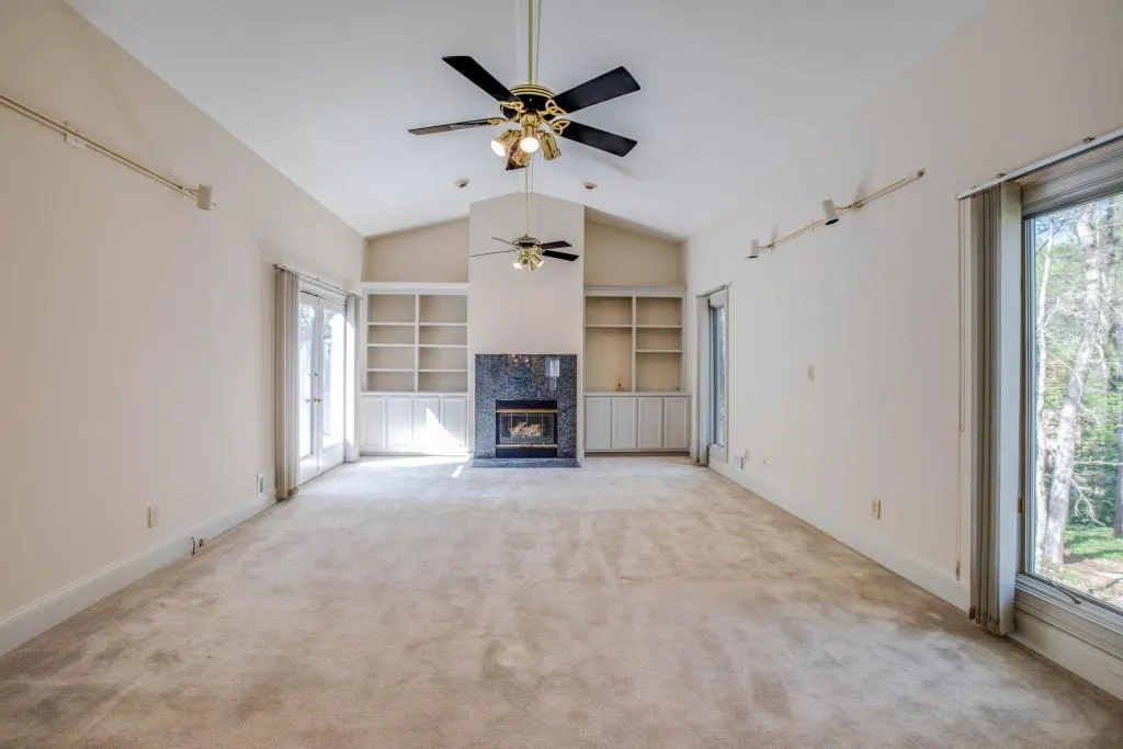 990 Ivy Falls Drive, Atlanta, Georgia 30328, 4 Bedrooms Bedrooms, ,3 BathroomsBathrooms,Residential,Sold,990 Ivy Falls Drive,5993031