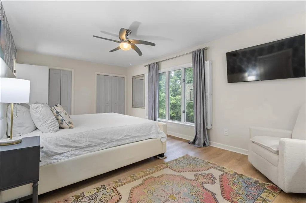 33 Ivy Trail Ne, Atlanta, Georgia 30342, 2 Bedrooms Bedrooms, ,2 BathroomsBathrooms,Residential,For Sale,33 Ivy Trail Ne,7624092