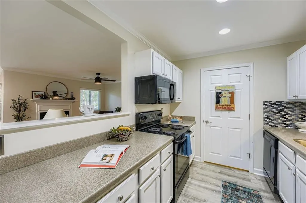 4006 Wingate Way, Atlanta, Georgia 30350, 1 Bedroom Bedrooms, ,1 BathroomBathrooms,Residential,For Sale,4006 Wingate Way,7642873