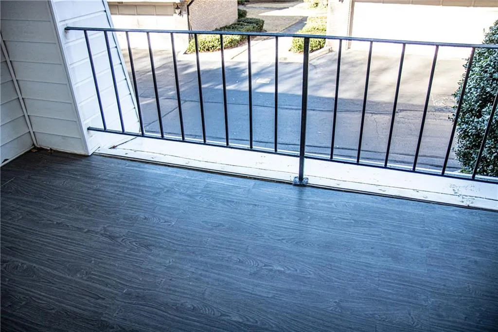 5250 Chemin De Vie, Sandy Springs, Georgia 30342, 3 Bedrooms Bedrooms, ,2 BathroomsBathrooms,Residential,Sold,5250 Chemin De Vie,6655821