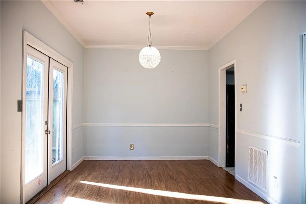 5250 Chemin De Vie, Sandy Springs, Georgia 30342, 3 Bedrooms Bedrooms, ,2 BathroomsBathrooms,Residential,Sold,5250 Chemin De Vie,6655821