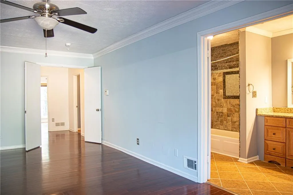 5250 Chemin De Vie, Sandy Springs, Georgia 30342, 3 Bedrooms Bedrooms, ,2 BathroomsBathrooms,Residential,Sold,5250 Chemin De Vie,6655821