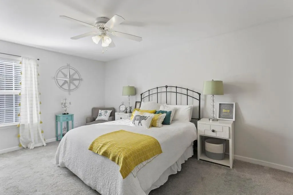 301 Brighton Point Unit 301, Sandy Springs, Georgia 30328, 2 Bedrooms Bedrooms, ,2 BathroomsBathrooms,Residential,Sold,301 Brighton Point Unit 301,6652411