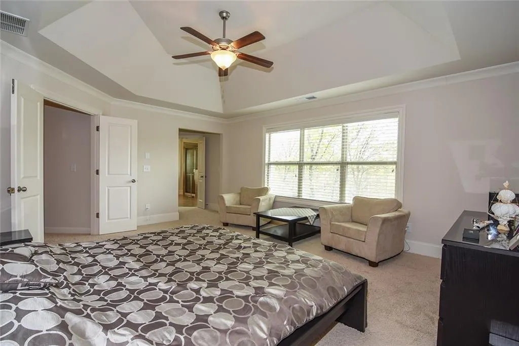 7705 Highland Bluff, Sandy Springs, Georgia 30328, 4 Bedrooms Bedrooms, ,2 BathroomsBathrooms,Residential,Sold,7705 Highland Bluff,5674449