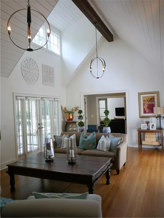 4192 Club Drive, Atlanta, Georgia 30319, 4 Bedrooms Bedrooms, ,4 BathroomsBathrooms,Residential,Sold,4192 Club Drive,5684055