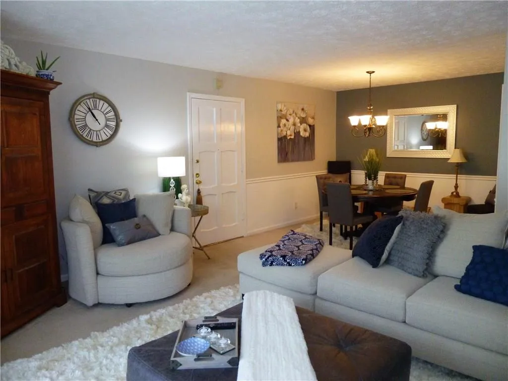 725 Dalrymple Road Unit 7d, Sandy Springs, Georgia 30328, 2 Bedrooms Bedrooms, ,2 BathroomsBathrooms,Residential,Sold,725 Dalrymple Road Unit 7d,5996658