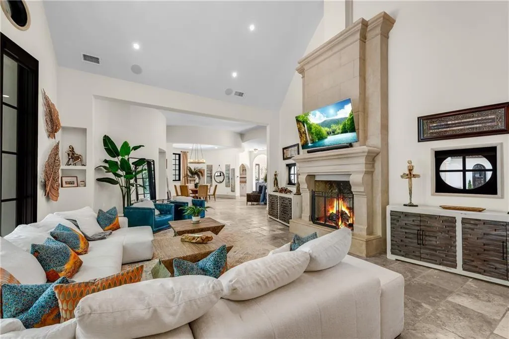 876 Crest Valley Drive, Sandy Springs, Georgia 30327, 6 Bedrooms Bedrooms, ,6 BathroomsBathrooms,Residential,Sold,876 Crest Valley Drive,7379005