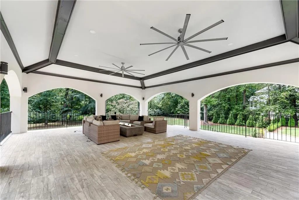 876 Crest Valley Drive, Sandy Springs, Georgia 30327, 6 Bedrooms Bedrooms, ,6 BathroomsBathrooms,Residential,Sold,876 Crest Valley Drive,7379005