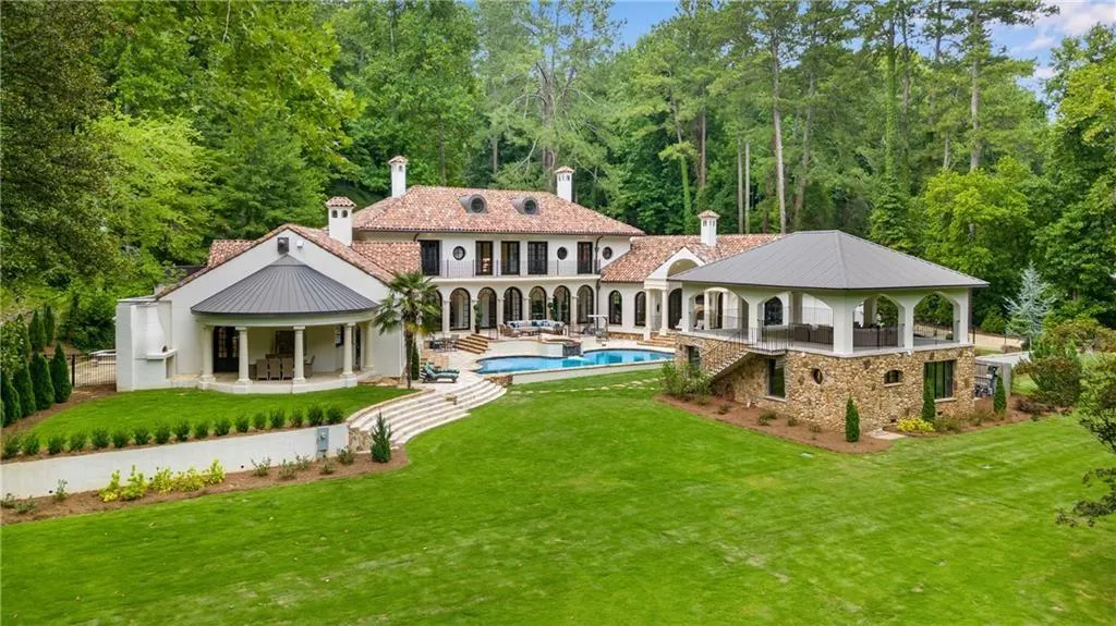 876 Crest Valley Drive, Sandy Springs, Georgia 30327, 6 Bedrooms Bedrooms, ,6 BathroomsBathrooms,Residential,Sold,876 Crest Valley Drive,7379005