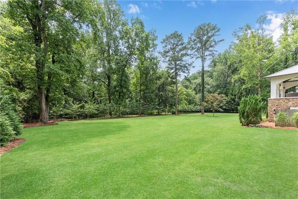 876 Crest Valley Drive, Sandy Springs, Georgia 30327, 6 Bedrooms Bedrooms, ,6 BathroomsBathrooms,Residential,Sold,876 Crest Valley Drive,7379005