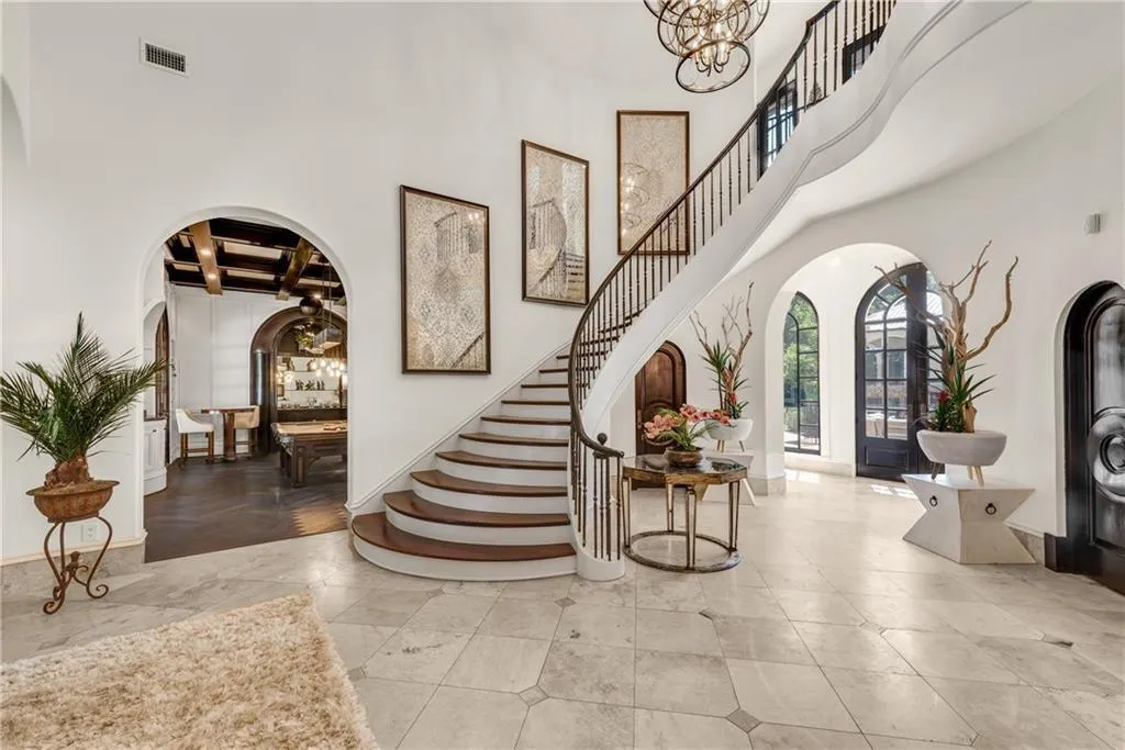876 Crest Valley Drive, Sandy Springs, Georgia 30327, 6 Bedrooms Bedrooms, ,6 BathroomsBathrooms,Residential,Sold,876 Crest Valley Drive,7379005