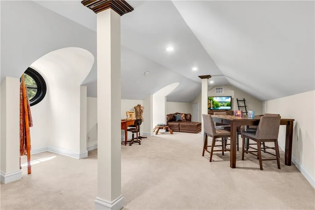 876 Crest Valley Drive, Sandy Springs, Georgia 30327, 6 Bedrooms Bedrooms, ,6 BathroomsBathrooms,Residential,Sold,876 Crest Valley Drive,7379005