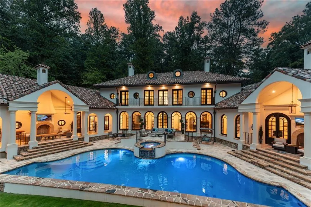 876 Crest Valley Drive, Sandy Springs, Georgia 30327, 6 Bedrooms Bedrooms, ,6 BathroomsBathrooms,Residential,Sold,876 Crest Valley Drive,7379005