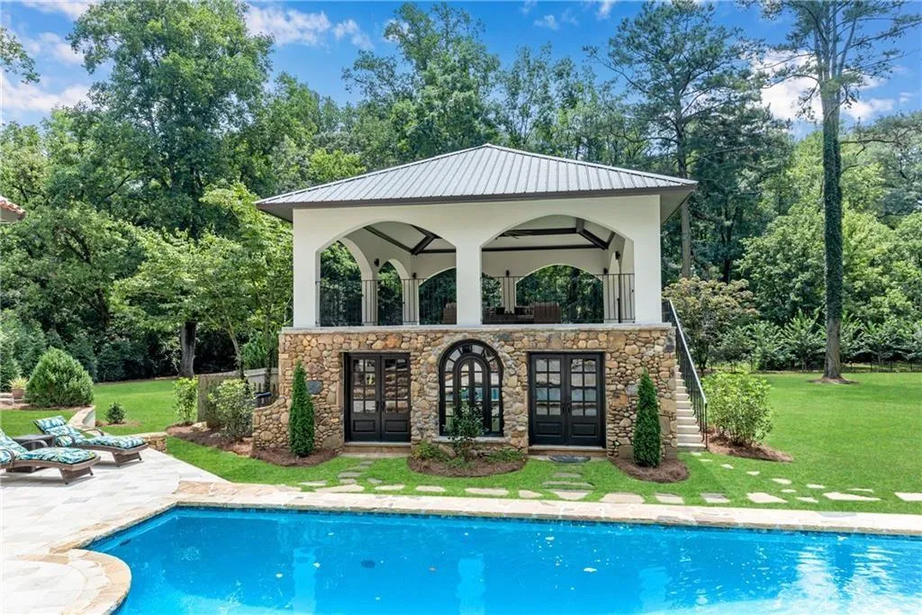 876 Crest Valley Drive, Sandy Springs, Georgia 30327, 6 Bedrooms Bedrooms, ,6 BathroomsBathrooms,Residential,Sold,876 Crest Valley Drive,7379005