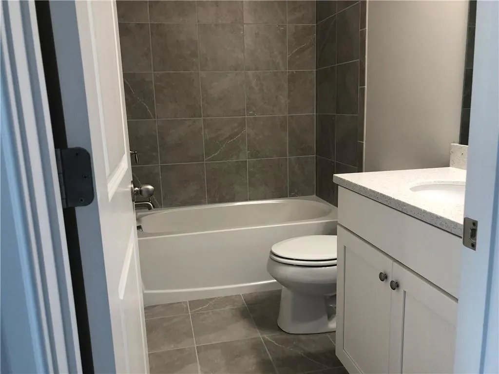6580 Aria Village Drive Unit 633, Sandy Springs, Georgia 30328, 3 Bedrooms Bedrooms, ,3 BathroomsBathrooms,Residential,Sold,6580 Aria Village Drive Unit 633,6561252