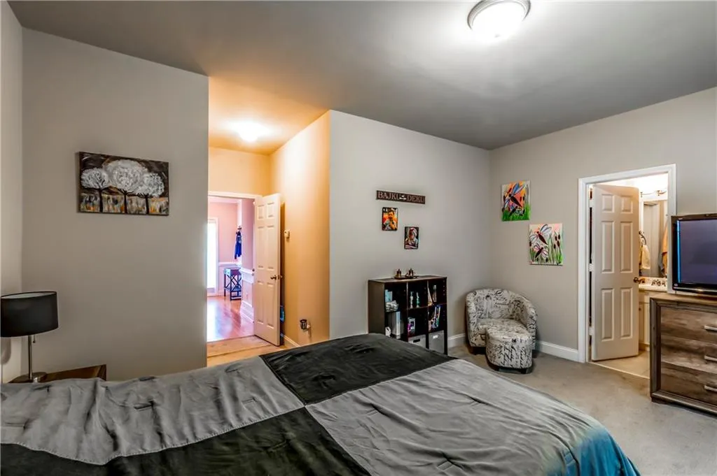 614 Pember Point, Sandy Springs, Georgia 30350, 3 Bedrooms Bedrooms, ,3 BathroomsBathrooms,Residential,Sold,614 Pember Point,6557199