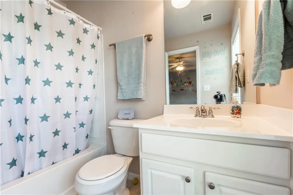 614 Pember Point, Sandy Springs, Georgia 30350, 3 Bedrooms Bedrooms, ,3 BathroomsBathrooms,Residential,Sold,614 Pember Point,6557199