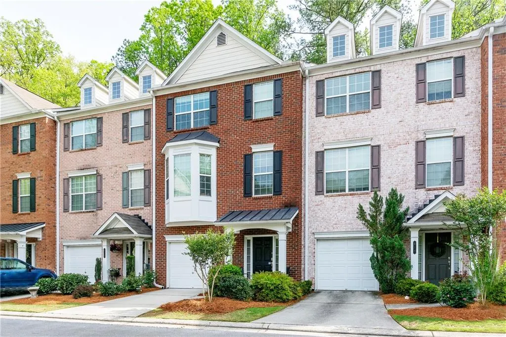 614 Pember Point, Sandy Springs, Georgia 30350, 3 Bedrooms Bedrooms, ,3 BathroomsBathrooms,Residential,Sold,614 Pember Point,6557199