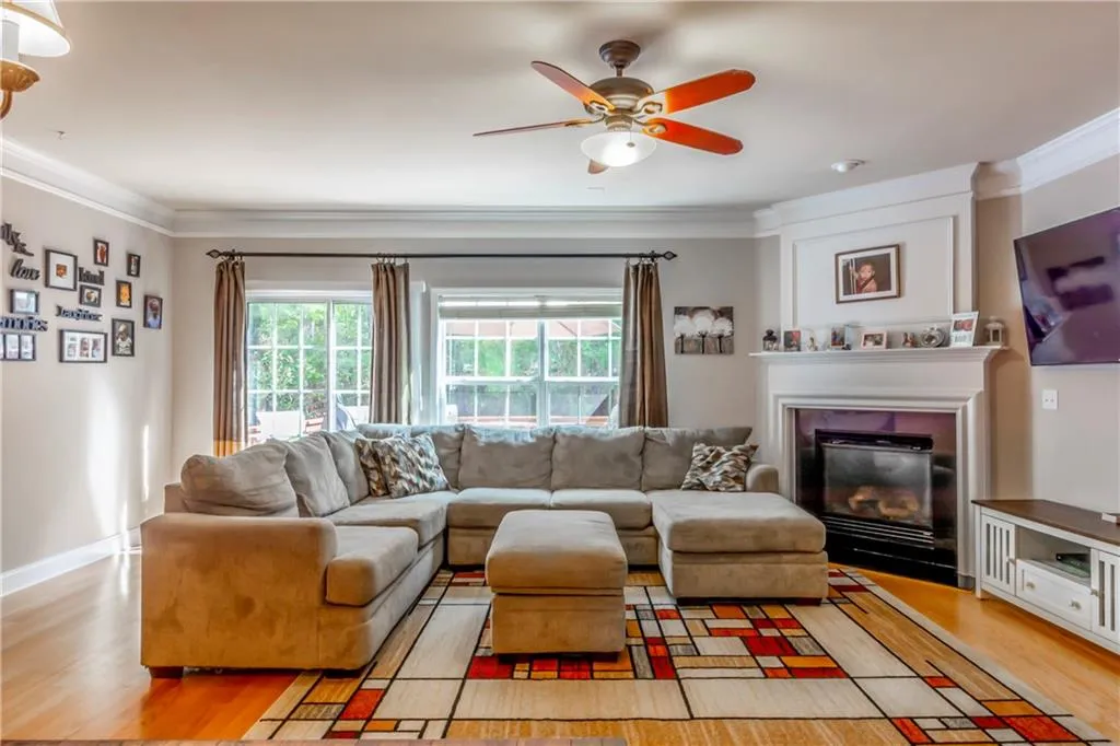 614 Pember Point, Sandy Springs, Georgia 30350, 3 Bedrooms Bedrooms, ,3 BathroomsBathrooms,Residential,Sold,614 Pember Point,6557199