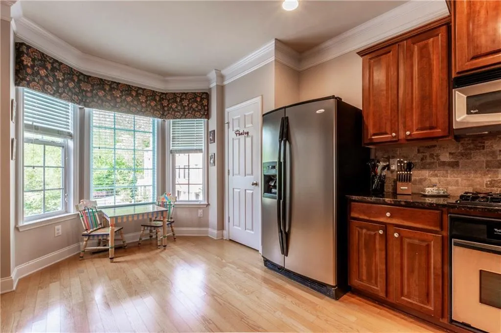 614 Pember Point, Sandy Springs, Georgia 30350, 3 Bedrooms Bedrooms, ,3 BathroomsBathrooms,Residential,Sold,614 Pember Point,6557199