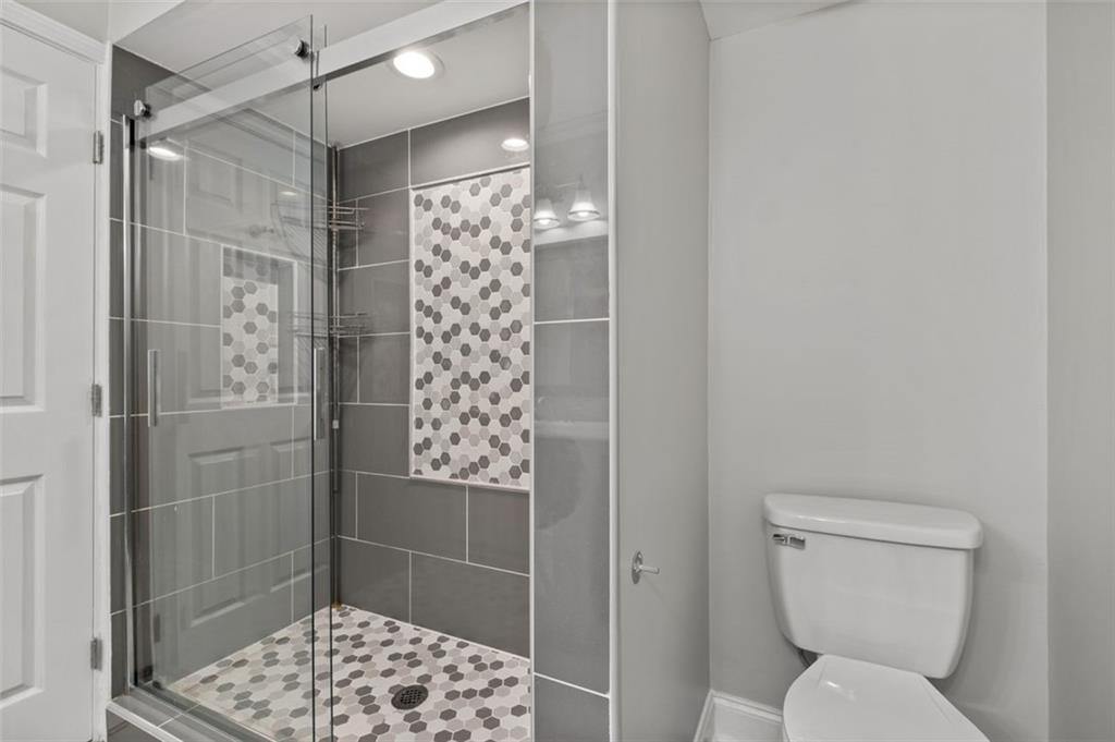 6851 ROSWELL Road Unit Q12, Atlanta, Georgia 30328, 3 Bedrooms Bedrooms, ,2 BathroomsBathrooms,Residential,Sold,6851 ROSWELL Road Unit Q12,7301500