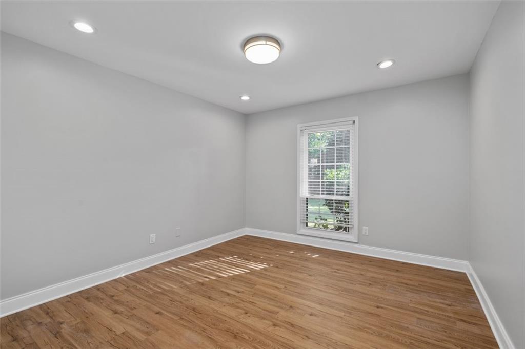 6851 ROSWELL Road Unit Q12, Atlanta, Georgia 30328, 3 Bedrooms Bedrooms, ,2 BathroomsBathrooms,Residential,Sold,6851 ROSWELL Road Unit Q12,7301500
