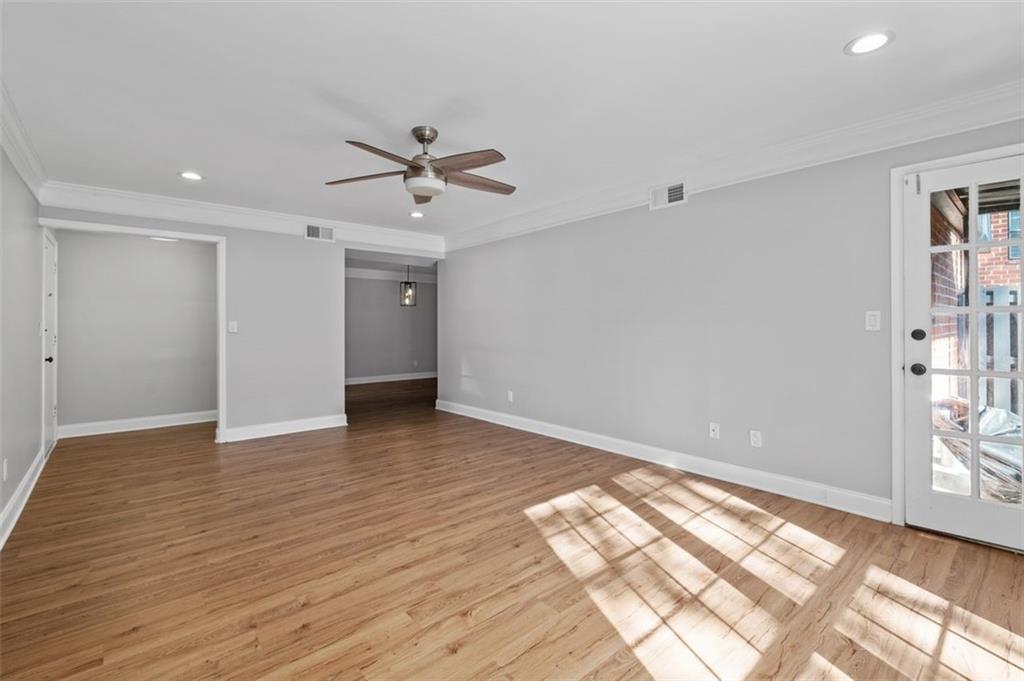 6851 ROSWELL Road Unit Q12, Atlanta, Georgia 30328, 3 Bedrooms Bedrooms, ,2 BathroomsBathrooms,Residential,Sold,6851 ROSWELL Road Unit Q12,7301500