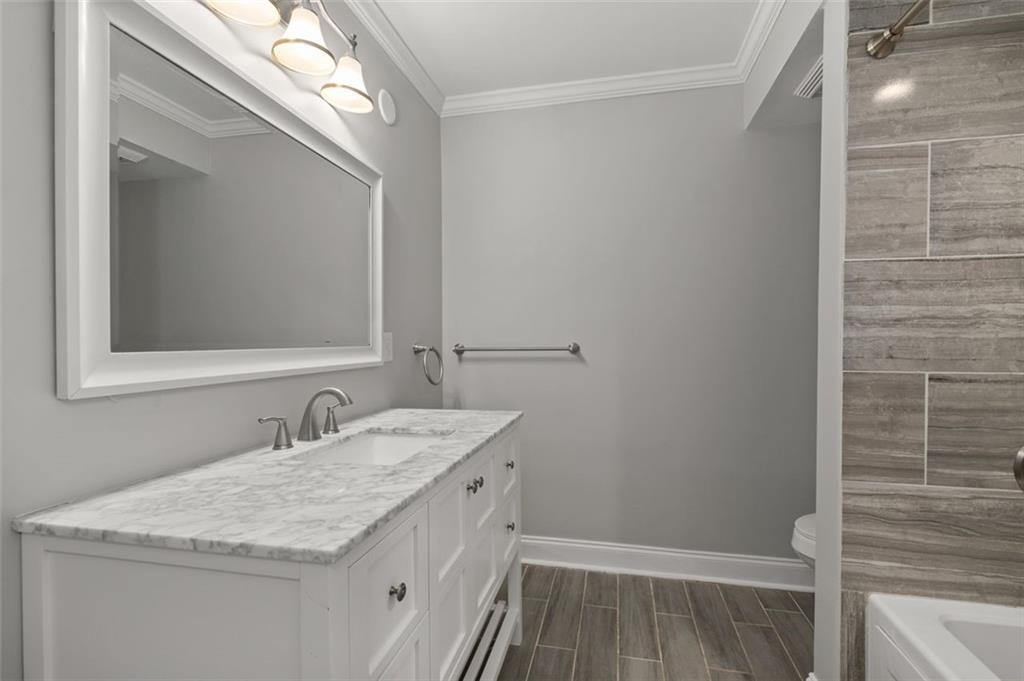 6851 ROSWELL Road Unit Q12, Atlanta, Georgia 30328, 3 Bedrooms Bedrooms, ,2 BathroomsBathrooms,Residential,Sold,6851 ROSWELL Road Unit Q12,7301500