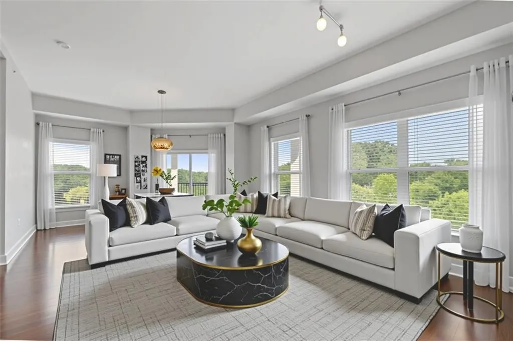 200 River Vista Drive Unit 743, Atlanta, Georgia 30339, 2 Bedrooms Bedrooms, ,2 BathroomsBathrooms,Residential,For Sale,200 River Vista Drive Unit 743,7615043