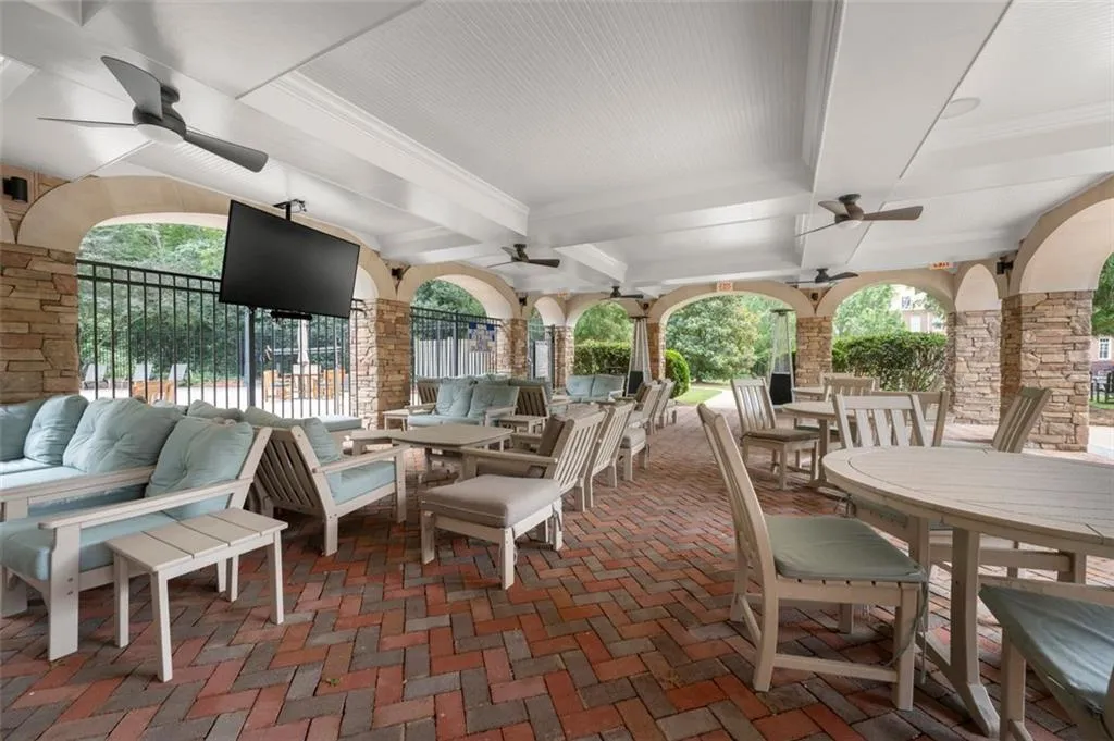 200 River Vista Drive Unit 743, Atlanta, Georgia 30339, 2 Bedrooms Bedrooms, ,2 BathroomsBathrooms,Residential,For Sale,200 River Vista Drive Unit 743,7615043