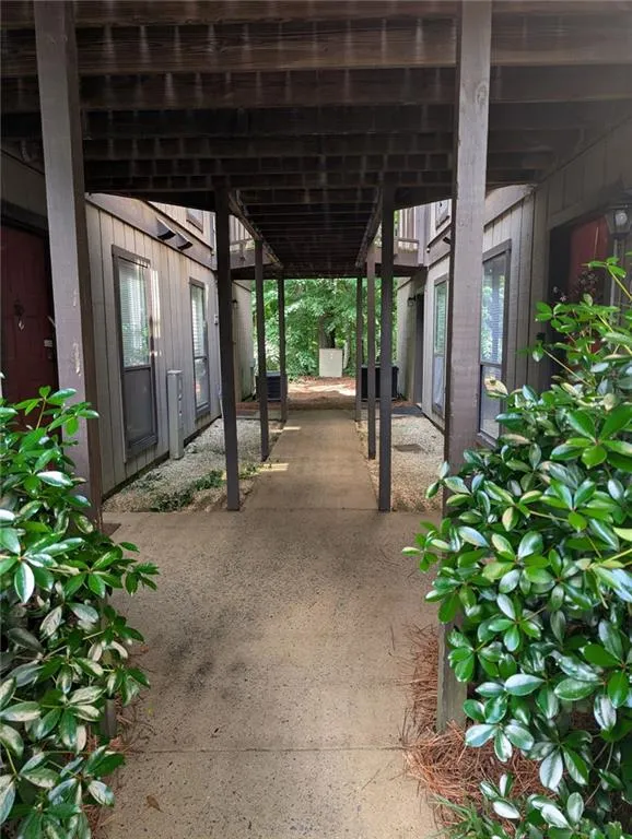 206 River Run Drive, Atlanta, Georgia 30350, 1 Bedroom Bedrooms, ,1 BathroomBathrooms,Residential,For Sale,206 River Run Drive,7585069