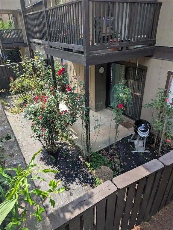 206 River Run Drive, Atlanta, Georgia 30350, 1 Bedroom Bedrooms, ,1 BathroomBathrooms,Residential,For Sale,206 River Run Drive,7585069