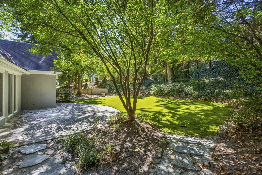 2014 Northside Drive Nw, Atlanta, Georgia 30318, 3 Bedrooms Bedrooms, ,3 BathroomsBathrooms,Residential,For Sale,2014 Northside Drive Nw,7670525