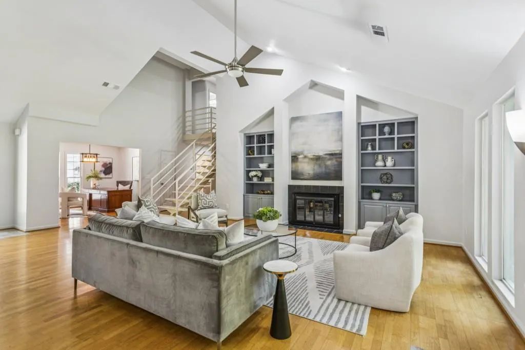 2014 Northside Drive Nw, Atlanta, Georgia 30318, 3 Bedrooms Bedrooms, ,3 BathroomsBathrooms,Residential,For Sale,2014 Northside Drive Nw,7670525