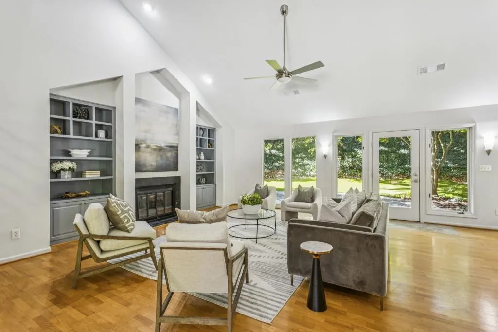 2014 Northside Drive Nw, Atlanta, Georgia 30318, 3 Bedrooms Bedrooms, ,3 BathroomsBathrooms,Residential,For Sale,2014 Northside Drive Nw,7670525