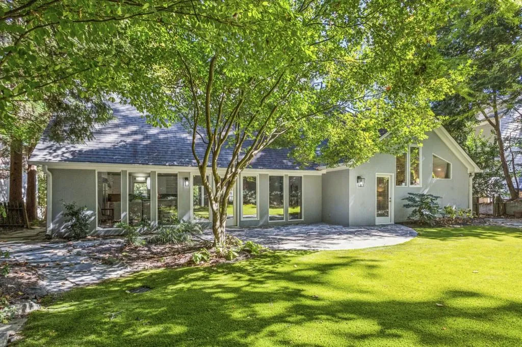 2014 Northside Drive Nw, Atlanta, Georgia 30318, 3 Bedrooms Bedrooms, ,3 BathroomsBathrooms,Residential,For Sale,2014 Northside Drive Nw,7670525