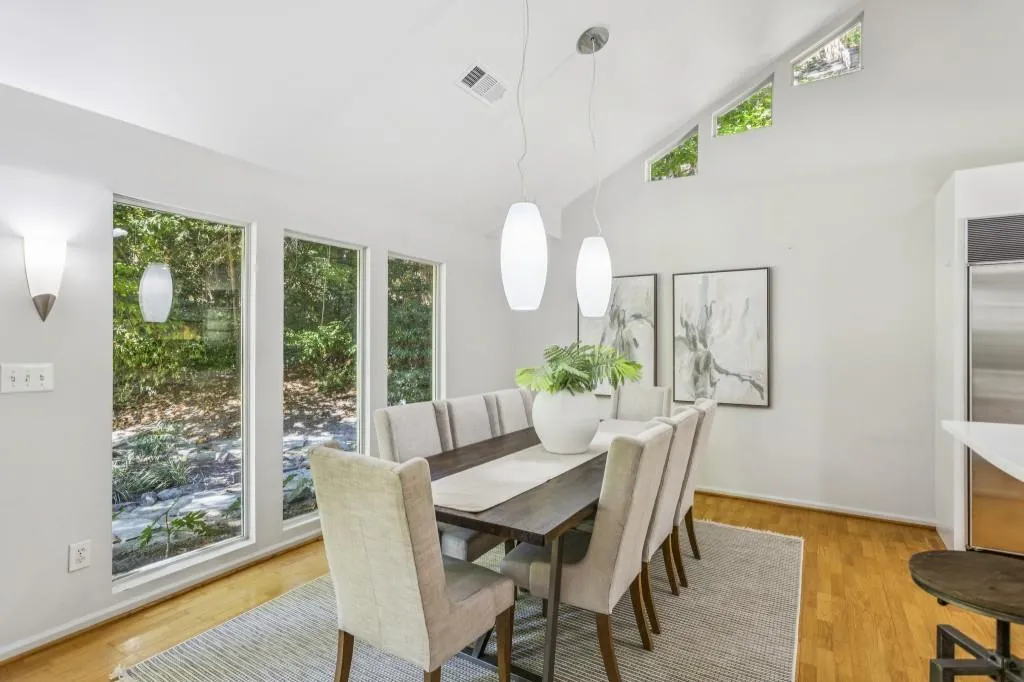 2014 Northside Drive Nw, Atlanta, Georgia 30318, 3 Bedrooms Bedrooms, ,3 BathroomsBathrooms,Residential,For Sale,2014 Northside Drive Nw,7670525