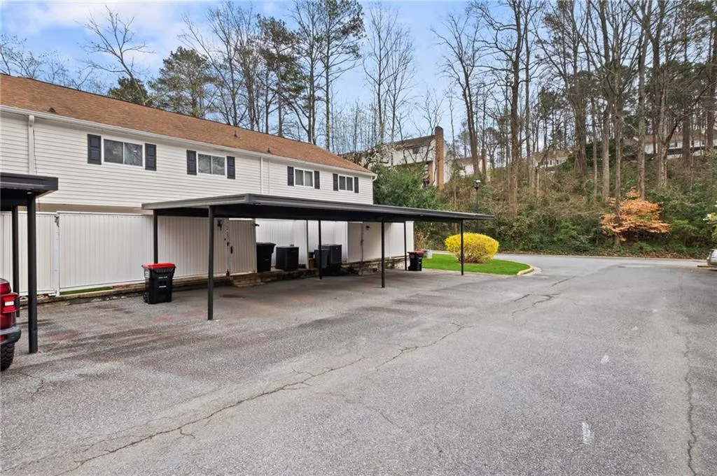 7086 Stonington Drive, Atlanta, Georgia 30328, 3 Bedrooms Bedrooms, ,2 BathroomsBathrooms,Residential,Sold,7086 Stonington Drive,7183294