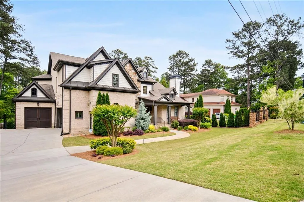 171 Johnson Ferry Road Nw, Atlanta, Georgia 30328, 6 Bedrooms Bedrooms, ,6 BathroomsBathrooms,Residential,Sold,171 Johnson Ferry Road Nw,6740089